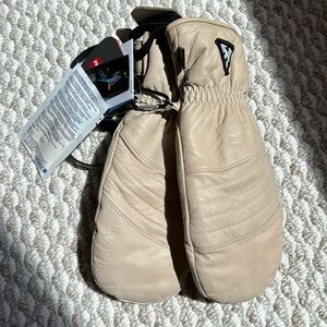 Auclair Gloves size M women
